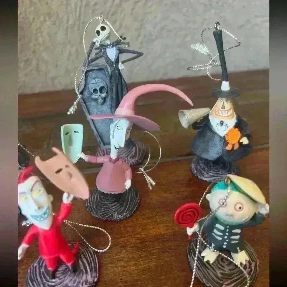 The Nightmare Before Christmas Disney Store Lot of 9 Figures Collectibles